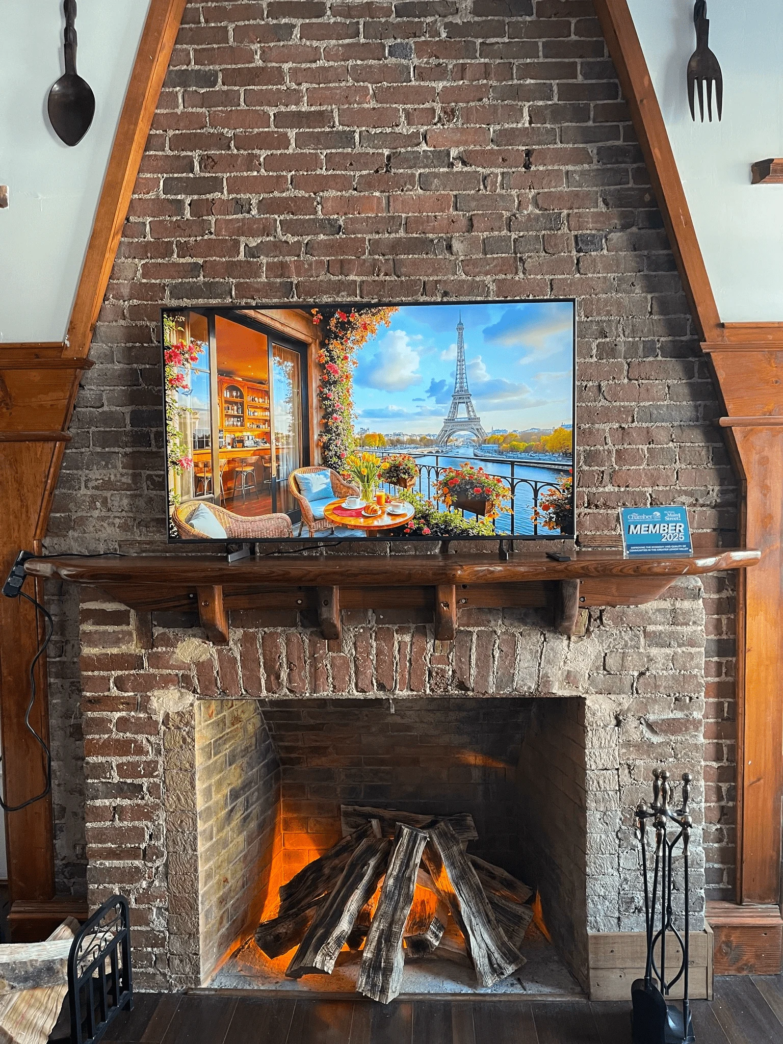 Cozy Cafe & Restaurant