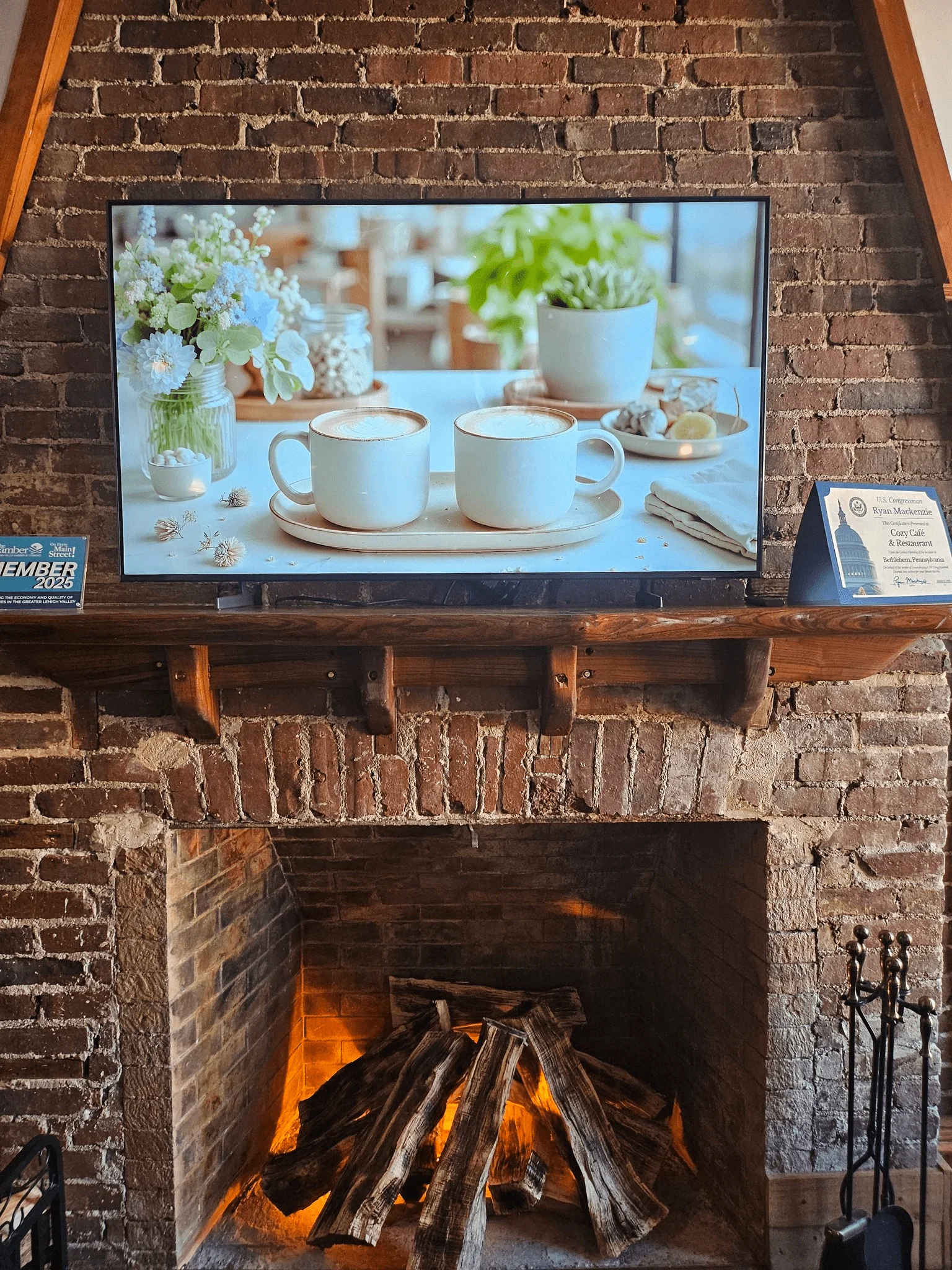 Cozy Cafe & Restaurant